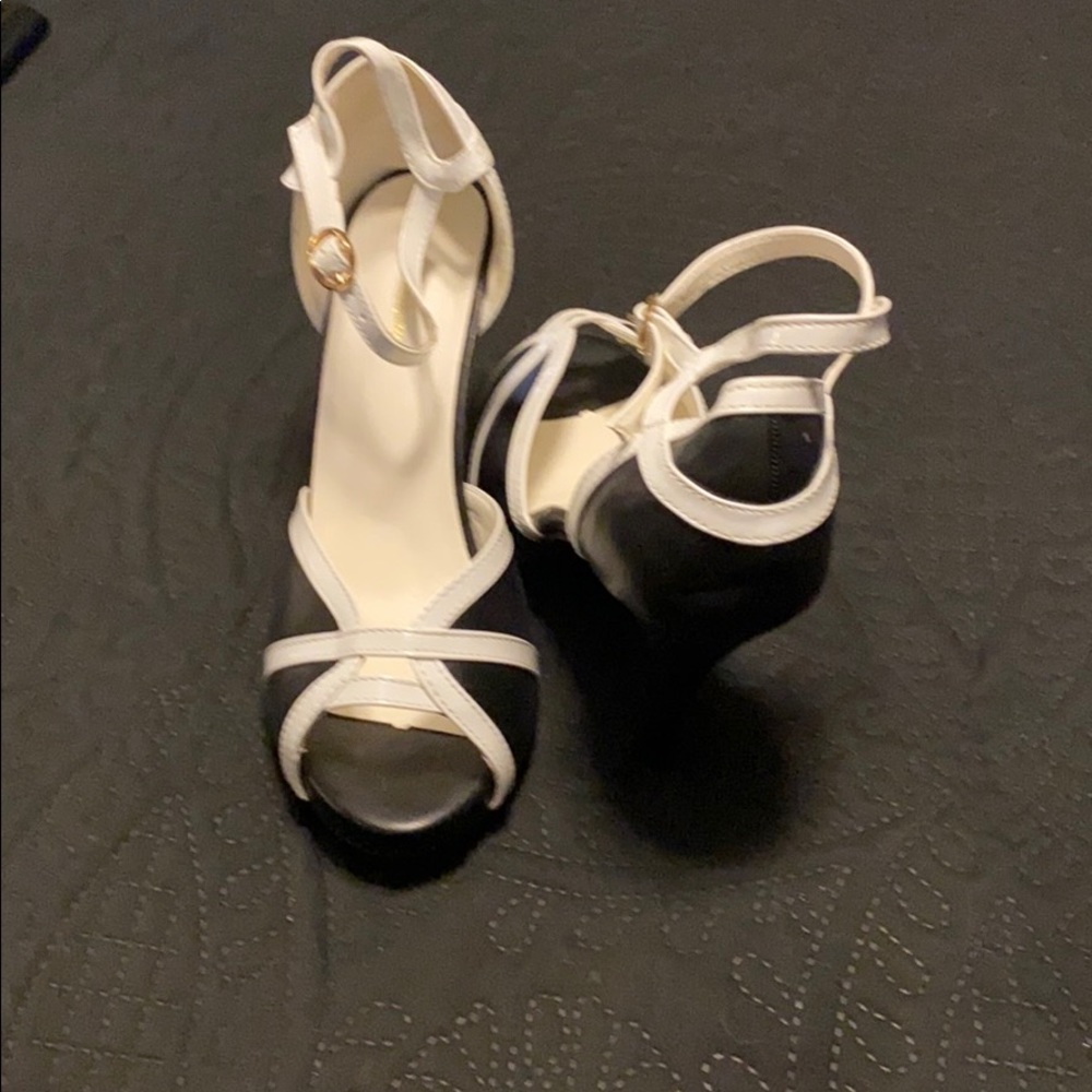 Ladies Heels - Picture 3 of 4